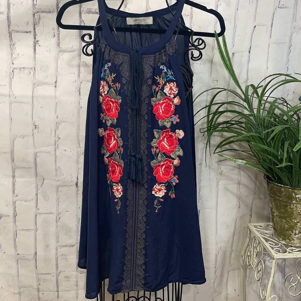 A'Beautiful Soul Swing Tank Top Floral Embroidered Tassle Tie Neck